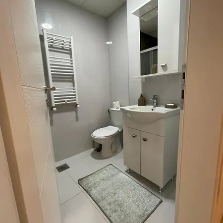 Near Bus Station Jk *